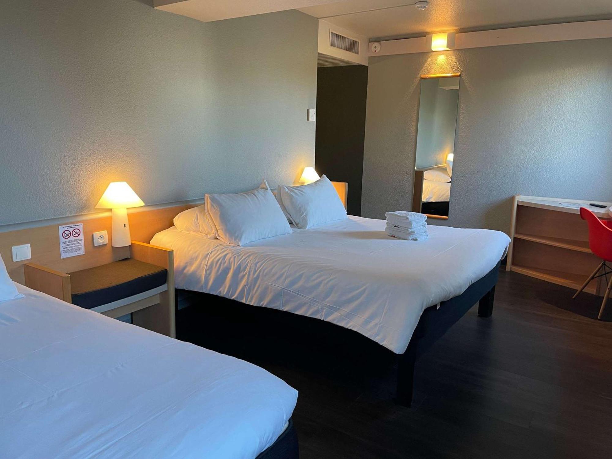 Отель Ibis Rennes Cesson Экстерьер фото